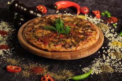 Barbekü Tavuklu Pizza